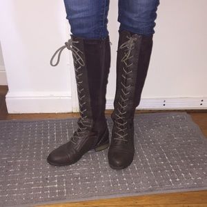 🐎 Lace-Up Boots 🐎