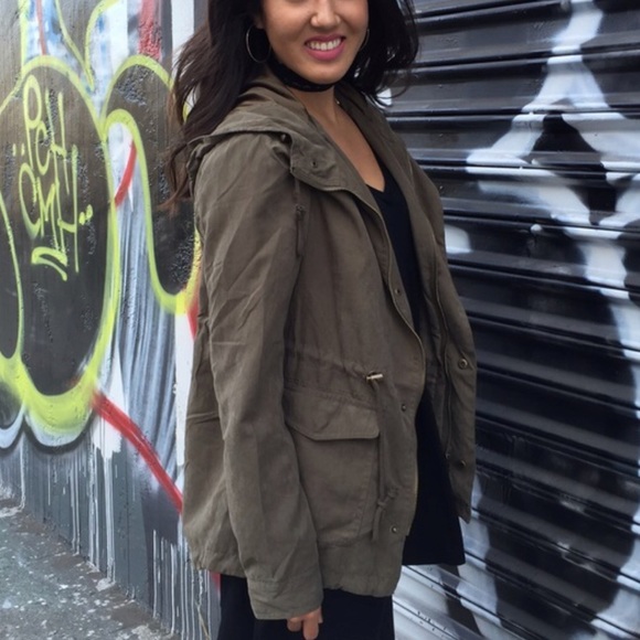 Utility Jacket- Olive - Picture 3 of 3