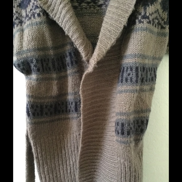 Tribal Print Knit Sweater - Picture 2 of 4