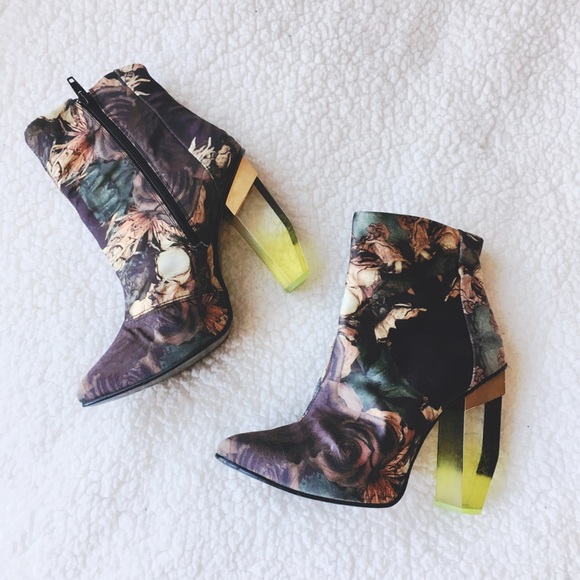Miista Shoes - {miista} lucite heel ankle bootie