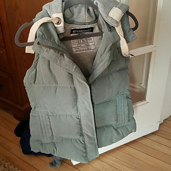 Puffy vest