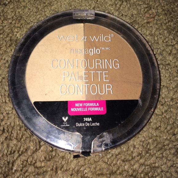 Wet n Wild contour/highlight pallet