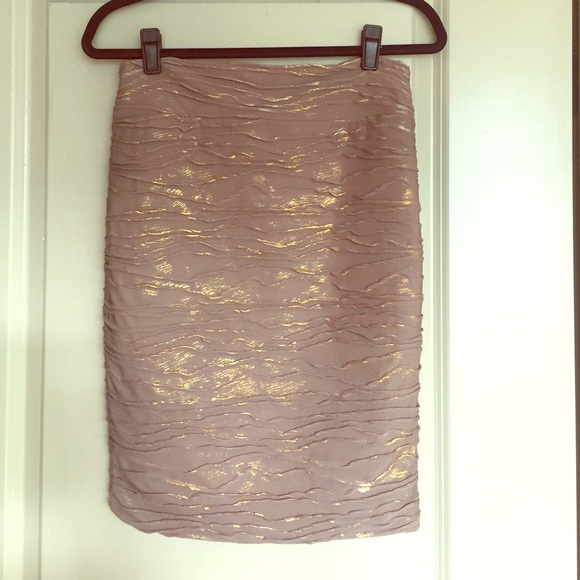 Gold/tan mid-length OR high waisted mini skirt - Picture 1 of 2