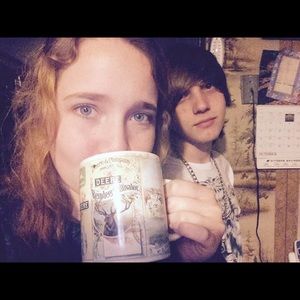 Meet your Posher, April