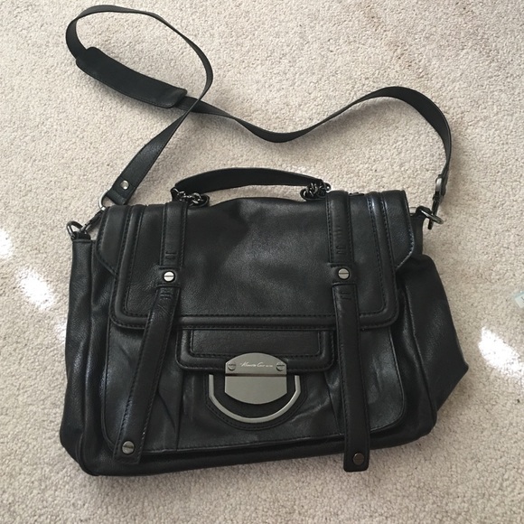 Kenneth Cole Black Leather cross body bag