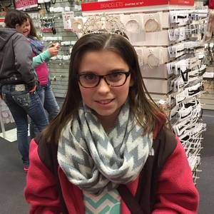 Meet your Posher, Melissa