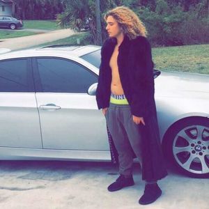 Meet your Posher, Jonathan