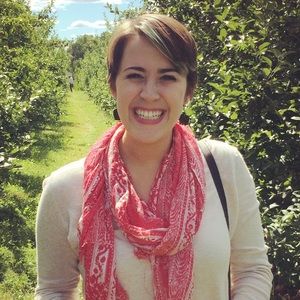 Meet your Posher, Olivia