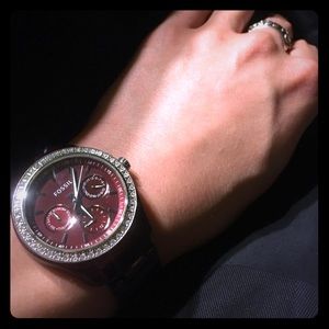 maroon fossil watch