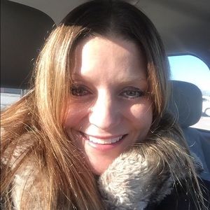 Meet your Posher, Liz