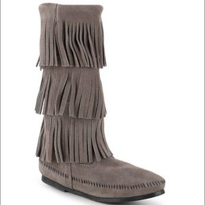 Minnetonka fringe boots
