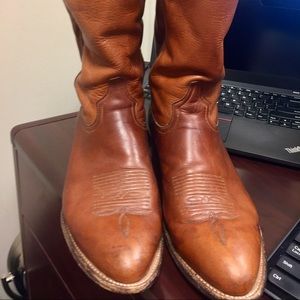 Men"s Tony Lama Cowboy Boots 10 D style 6150