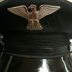 Meet your Posher, Janet