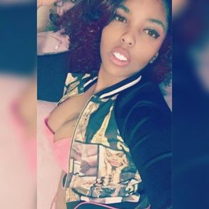 Meet your Posher, Quéén