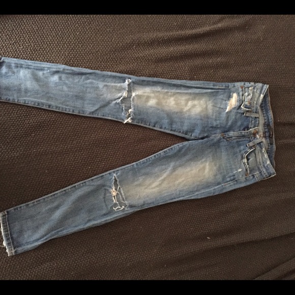 Distressed how's denim jeans