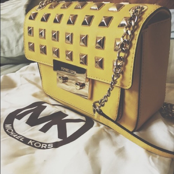 Michael Kors Purse - Picture 2 of 4