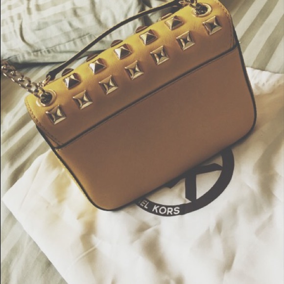 Michael Kors Purse - Picture 3 of 4