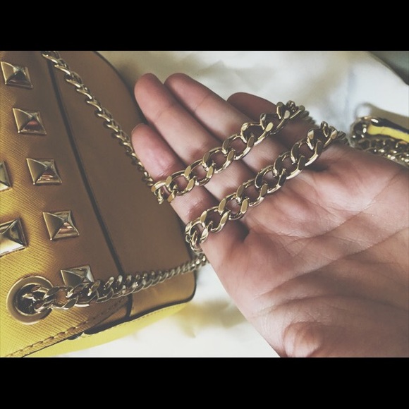 Michael Kors Purse - Picture 4 of 4