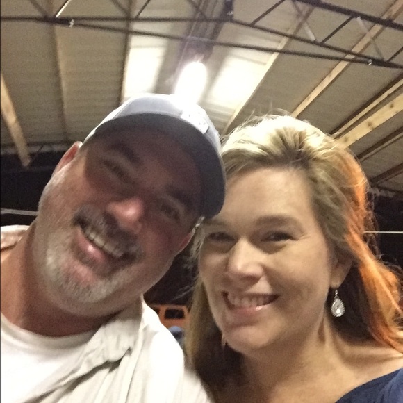 Meet your Posher, Traci - Picture 1 of 1