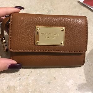 Michael Kors wallet keychain