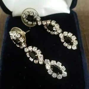 Dangling earrings