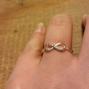 Infinity bundle 🎄🎀