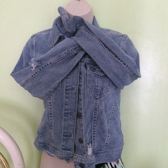 Jean jacket - Picture 2 of 3