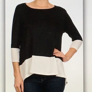 🌸Black and🌸white high low 3/4 sleeve blouse
