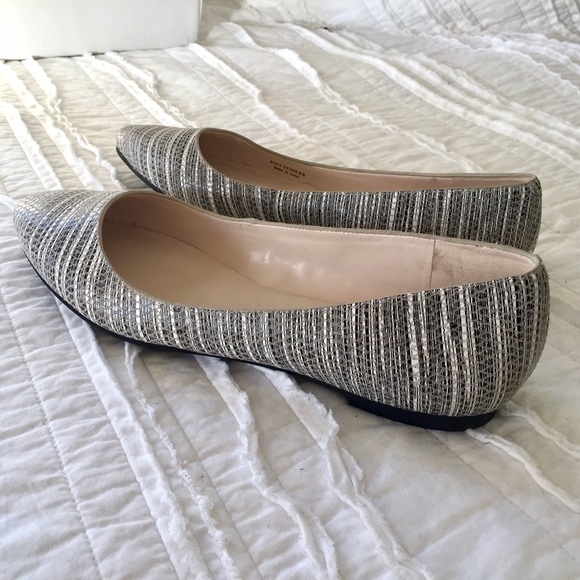 Cole Haan Skimmer Flat Black & White Size 8.5 - Picture 2 of 4