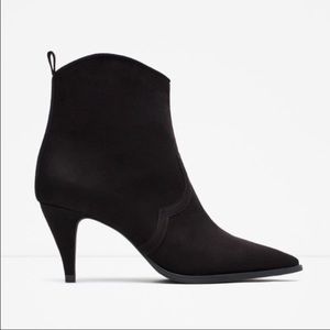 🎀Zara black booties
