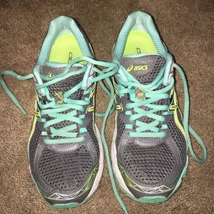 Barely broken in running sneakers