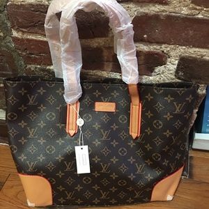 LV tote (Louis Vuitton )