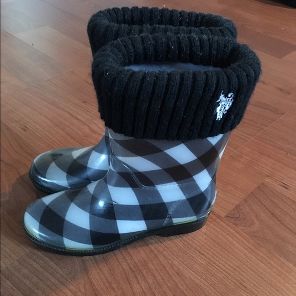 U.S. Polo Assn checkered rainboots