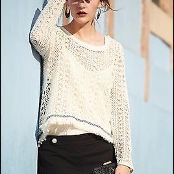 Anthropologie 'Franja' pullover by Akemi + Kin Med