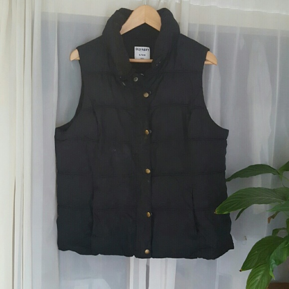 Old Navy puffer vest