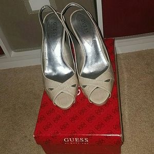 Guess patent leather heels