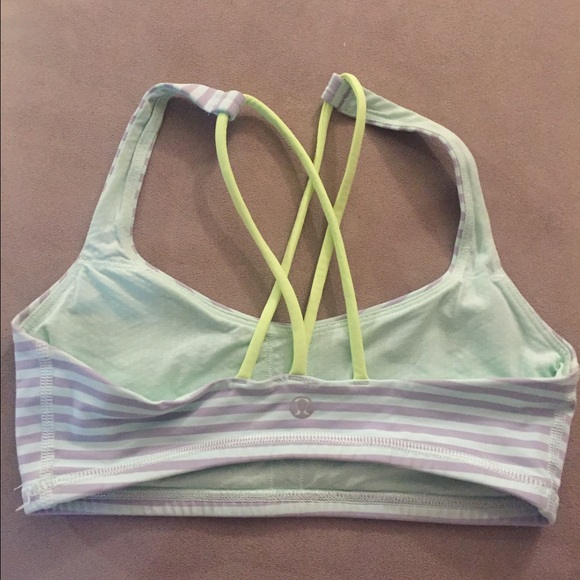 Lululemon "Free to Be" Bra - Picture 2 of 2