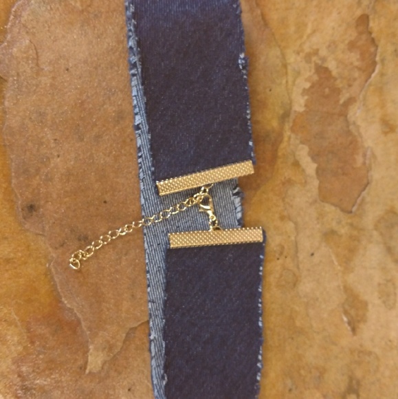 Black Denim Choker Earring Set - Picture 3 of 3