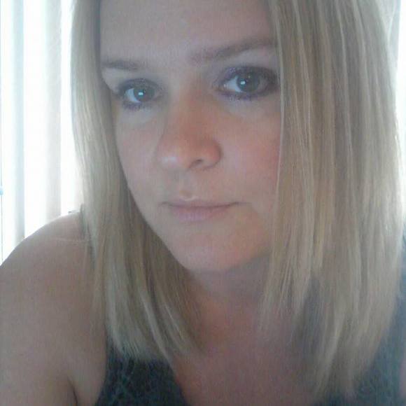 Meet your Posher, Christy - Picture 1 of 1