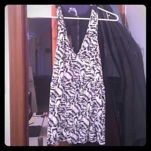 Black and white Tanktop