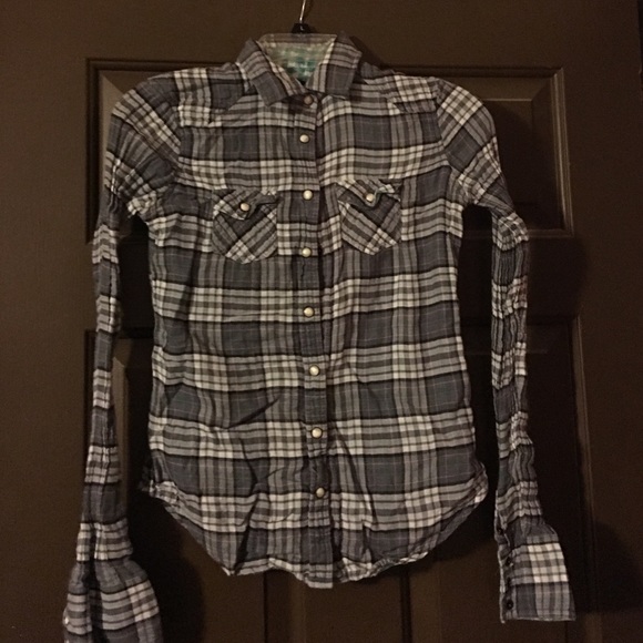 American Eagle button down shirt