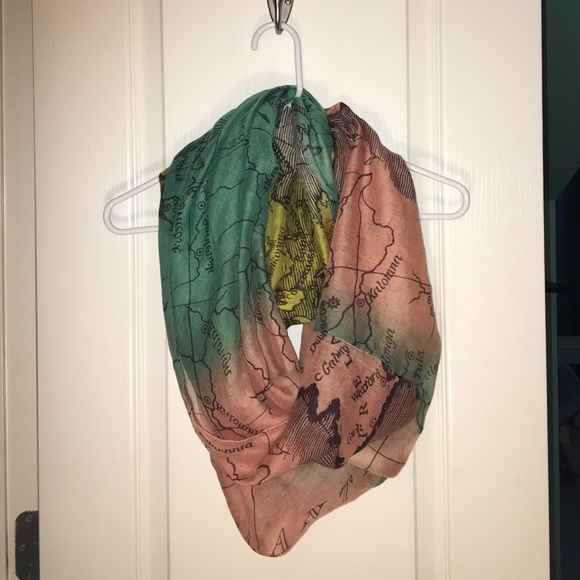 map infinity scarf