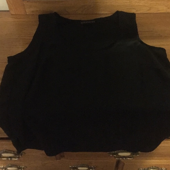 Sleeveless top