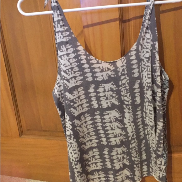Tank top - Picture 2 of 3