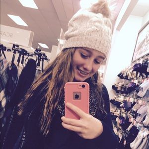 Meet your Posher, Janelynn