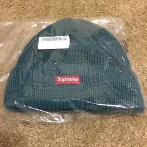 NWT Supreme Box Logo Beanie
