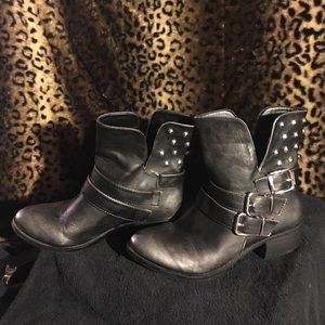 Women boots