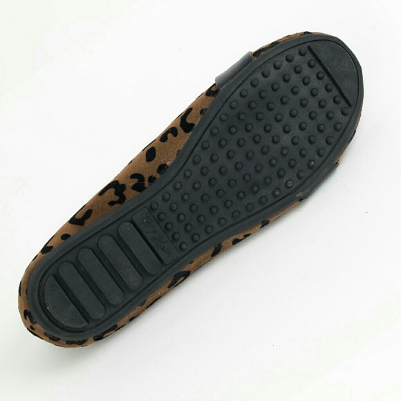 Women Animal Print Flats with Buckle B-1626, Brown - Picture 3 of 4