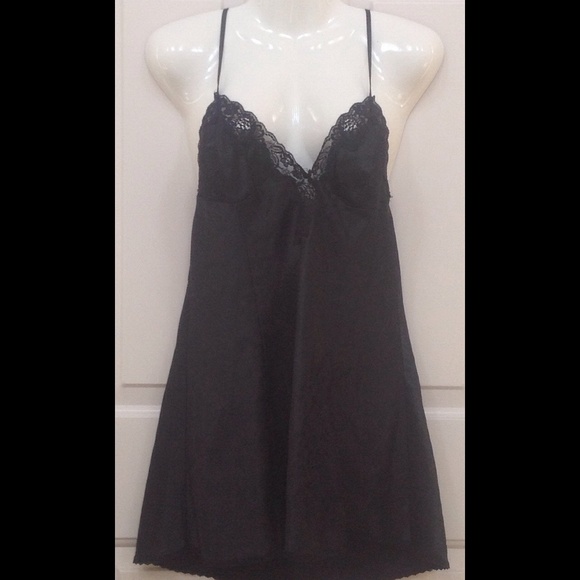 FREDERICKS OF HOLLYWOOD BLACK LINGERIE