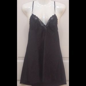 FREDERICKS OF HOLLYWOOD BLACK LINGERIE